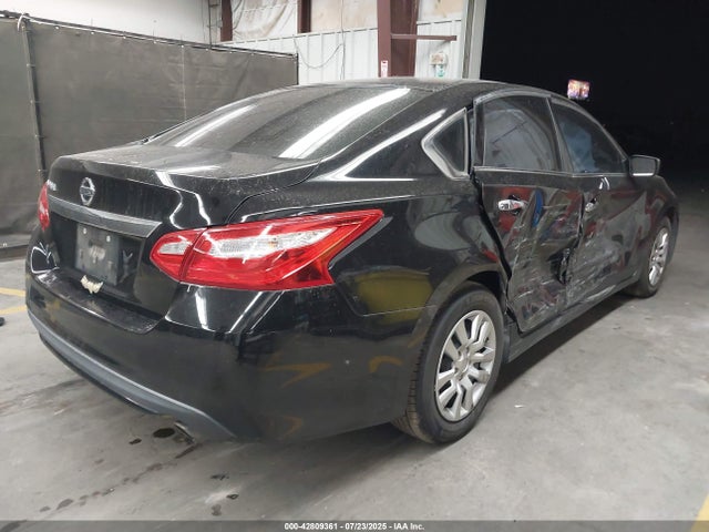 1N4AL3AP5HN357395 Nissan 2017