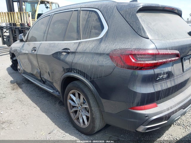 5UXCR4C08N9M45206 BMW X5