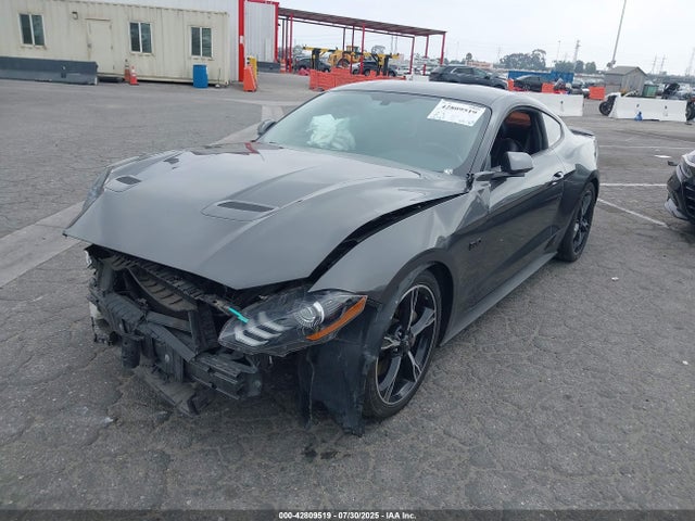 Ford tivct 2019 1FA6P8CF3K5108810 Image 2