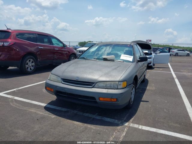 1994 HONDA ACCORD 1HGCD5635RA123589 Photo 1