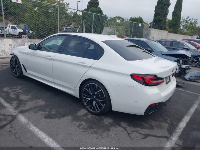 WBA53BH04MWX03145 BMW 530I