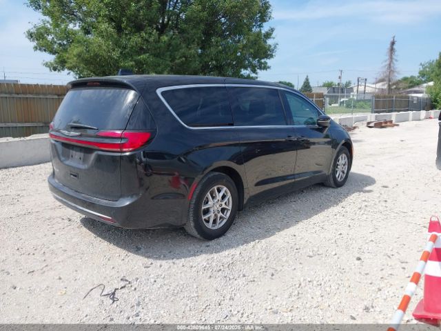 2023 CHRYSLER PACIFICA 2C4RC1BG0PR532136 Photo 3