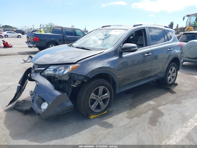 Toyota 2ar-fe 2015 JTMRFREV6FD163641 Image 2