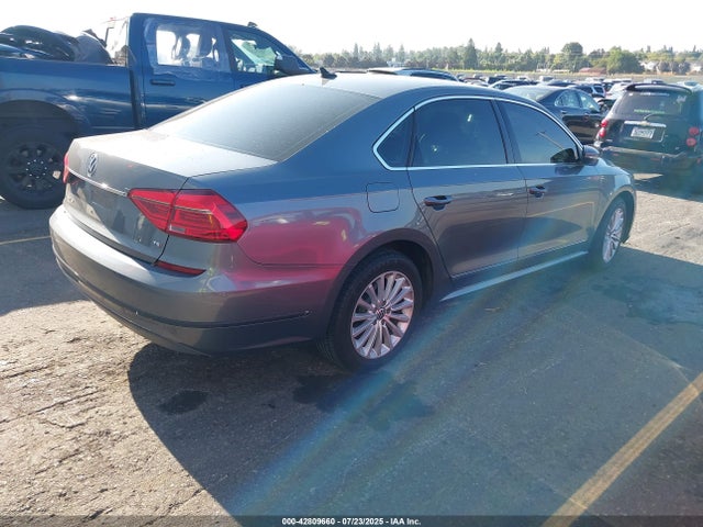1VWBT7A37GC069999 Volkswagen Passat