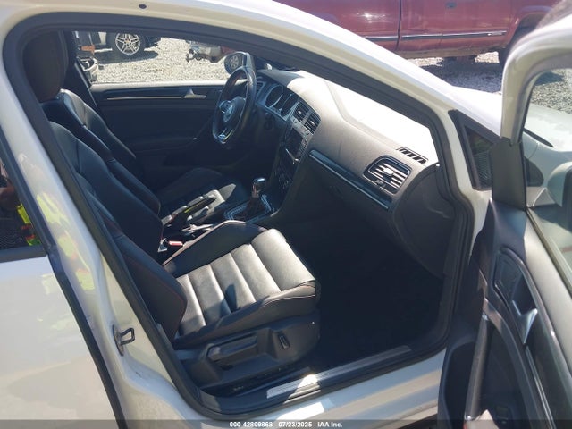 3VW4T7AU5FM000534 Volkswagen 2015