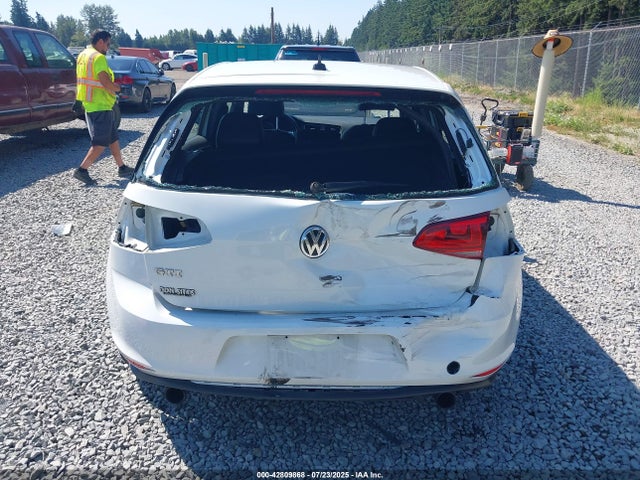 3VW4T7AU5FM000534 Volkswagen 2015