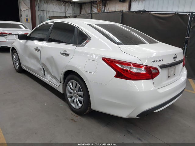 1N4AL3AP7GC195280 Nissan 2016