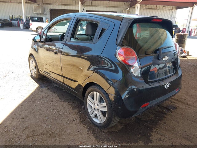 Chevrolet ll0 2014 KL8CB6S98EC523514 Image 3