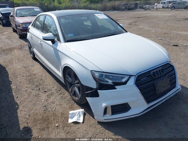 2017 AUDI A3 WAUB8GFF7H1039922 Photo 0