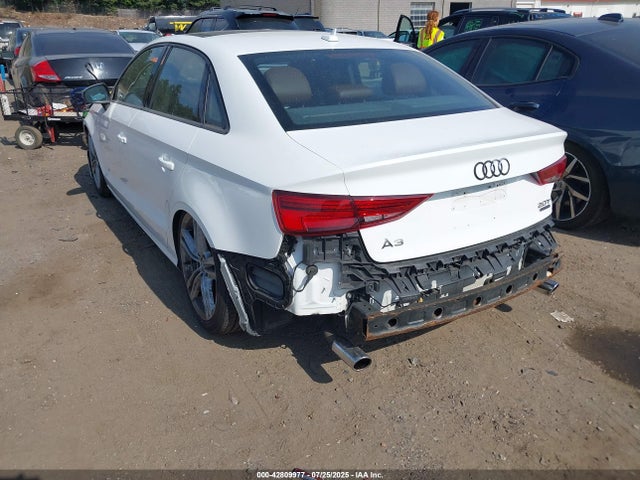 2017 AUDI A3 WAUB8GFF7H1039922 Photo 5