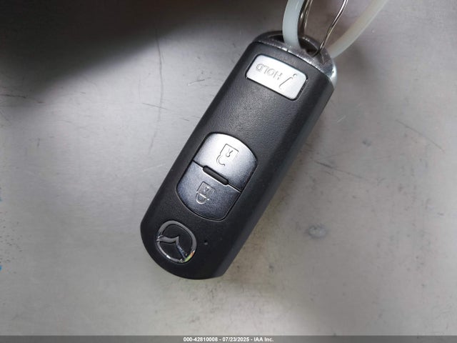 3MZBM1M72GM312562 Mazda pe