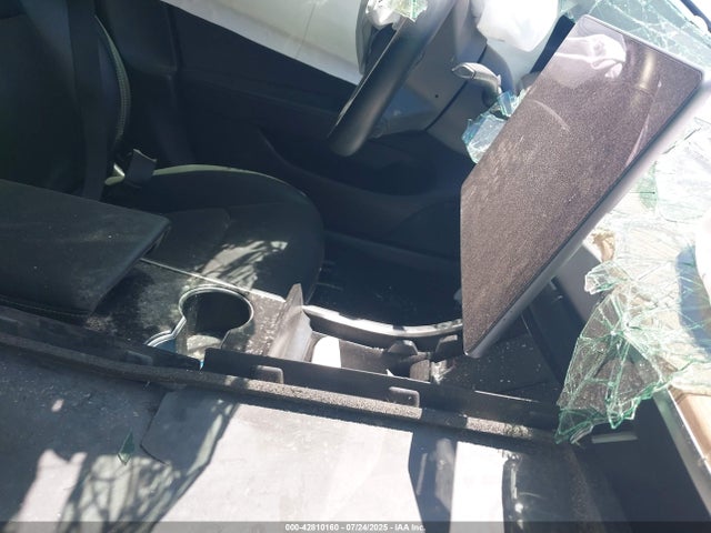 2019 TESLA MODEL 3 5YJ3E1EA3KF400578 Photo 4