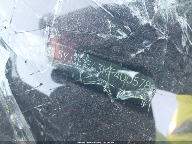 2019 TESLA MODEL 3 5YJ3E1EA3KF400578 Photo 8