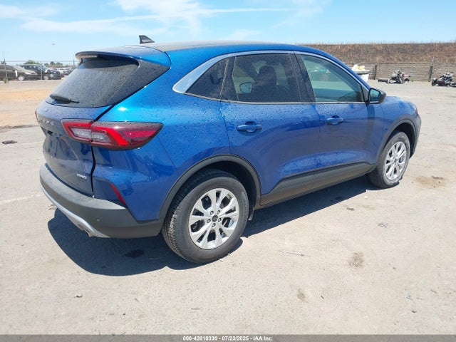 1FMCU9GN7PUA11857 Ford dragon gtdi