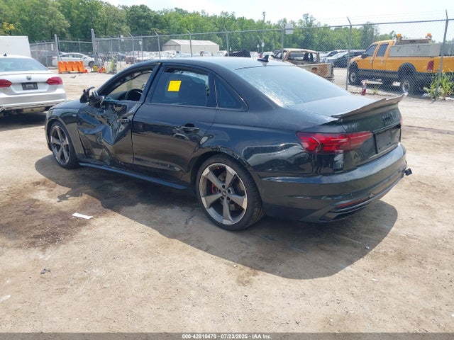 2022 AUDI A4 WAUEAAF49NA016232 Photo 2