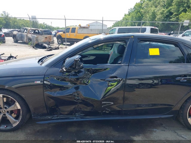 2022 AUDI A4 WAUEAAF49NA016232 Photo 5