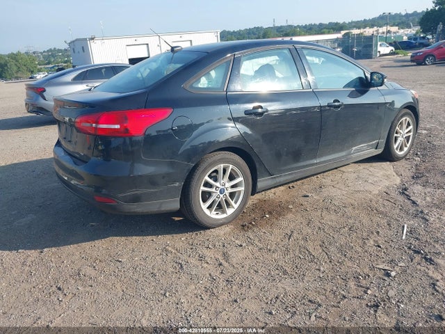 Ford 2016 2016 1FADP3F22GL259529 Image 4
