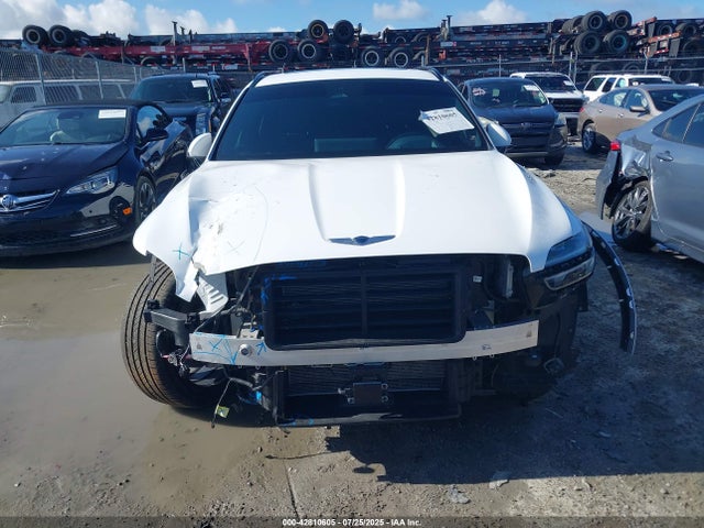 KMUMCDTCXNU037611 Genesis t-gdi lamda iii