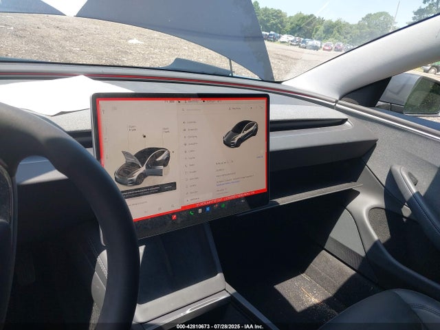 Tesla 2024 2024 5YJ3E1EA4RF767337 Image 17