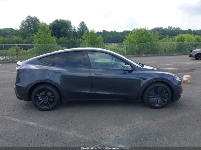 7SAYGDEE1TA386153 Tesla Model Y