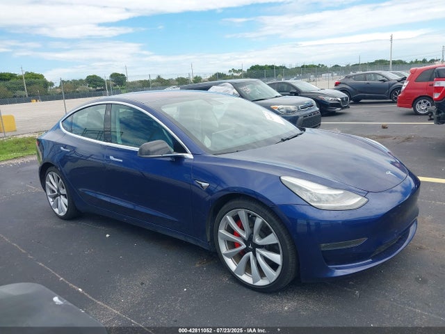 2018 TESLA MODEL 3 5YJ3E1EB5JF080784 Photo 0