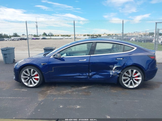 5YJ3E1EB5JF080784 Tesla MODEL 3