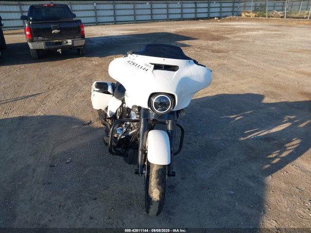 Harley-Davidson Street Glide Special 2017 1HD1KRC13HB630102 Image 5