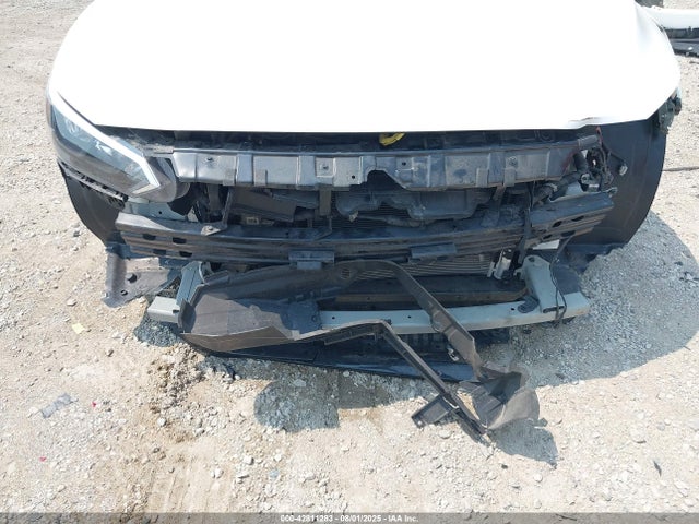 3N1AB8CV7RY275228 Nissan 2024