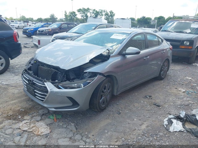 Hyundai Elantra 2017 5NPD84LF3HH145226 Image 2