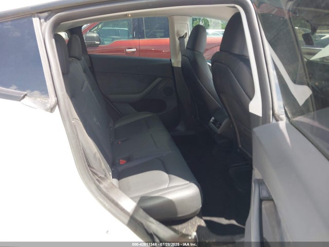 2023 TESLA MODEL Y 7SAYGDEE1PA127412 Photo 7