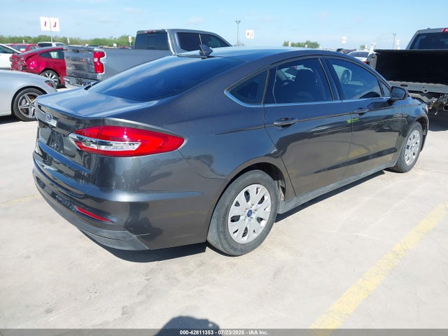 Ford 2020 2020 3FA6P0G79LR198774 Image 4