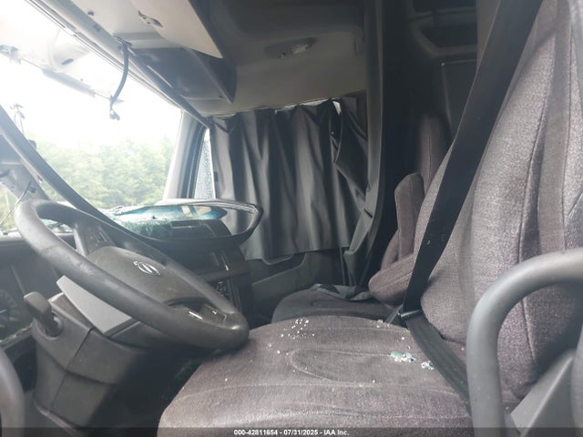 Volvo d13 2020 4V4NC9EH1LN229248 Image 7