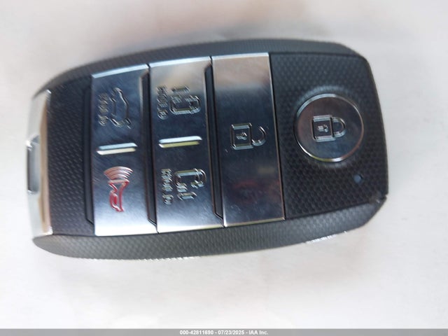 KIA Sedona 2017 KNDMB5C18H6251872 Image 11