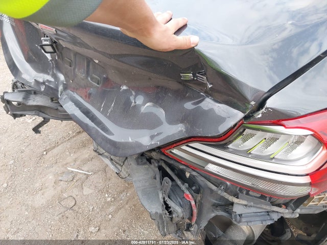 2019 GENESIS G70 KMTG34LE8KU016903 Photo 5