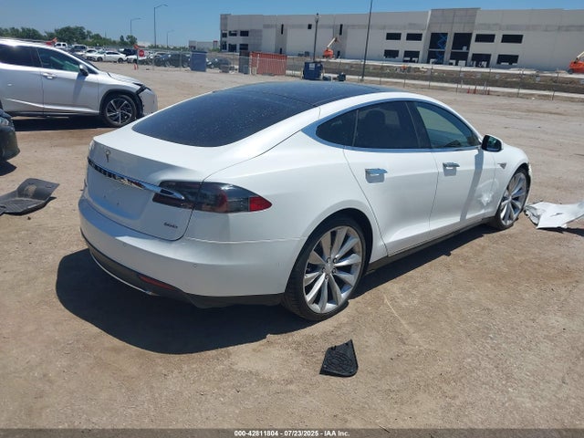 2016 TESLA MODEL S 5YJSA1E20GF131947 Photo 3