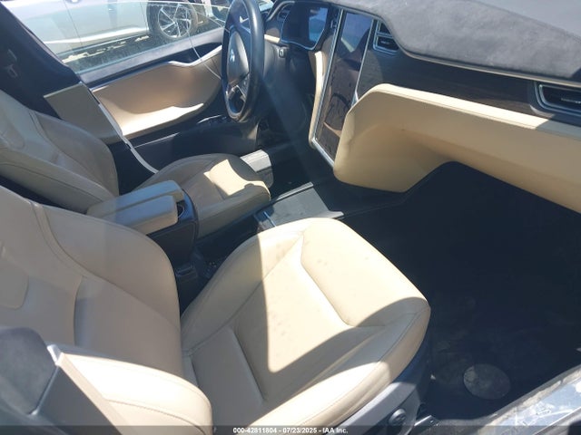 2016 TESLA MODEL S 5YJSA1E20GF131947 Photo 4