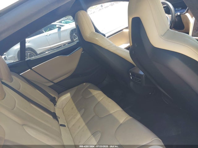 2016 TESLA MODEL S 5YJSA1E20GF131947 Photo 7