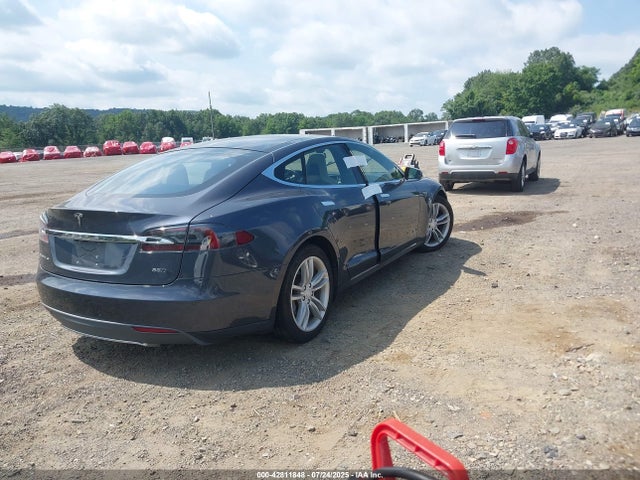 2015 TESLA MODEL S 5YJSA1E25FF104709 Photo 3