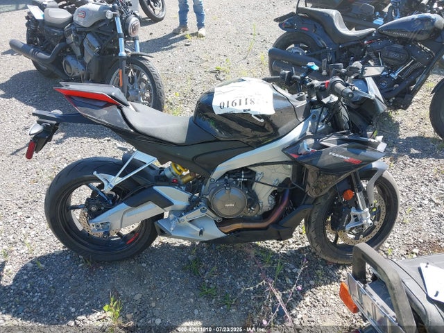 Aprilia Tuono 2023 ZD4KSUM03PS000422 Image 12