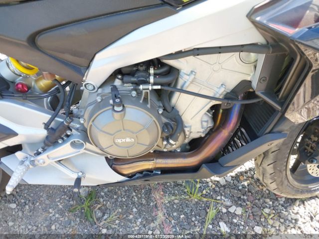 2023 APRILIA TUONO ZD4KSUM03PS000422 Photo 7