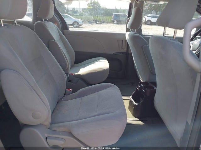 Toyota 2gr-fks 2015 5TDZK3DC1FS673621 Image 8
