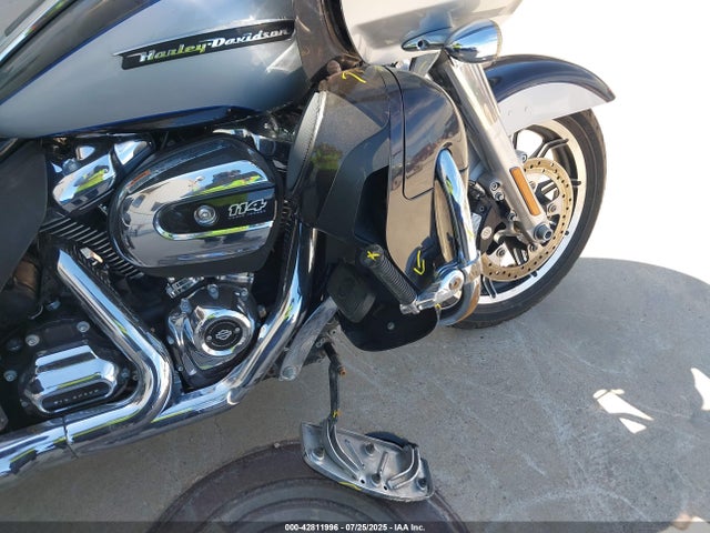 1HD1KGF13KB640829 Harley-Davidson Road Glide Ultra