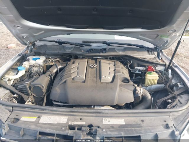 2013 VOLKSWAGEN TOUAREG WVGEP9BP7DD005836 Photo 9
