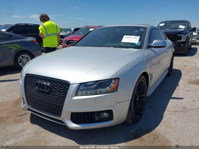 2011 AUDI S5 WAUVVAFR6BA065285 Photo 1