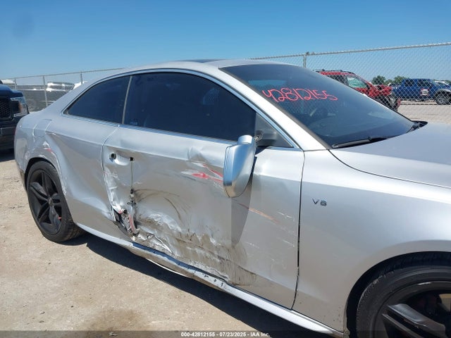 2011 AUDI S5 WAUVVAFR6BA065285 Photo 5
