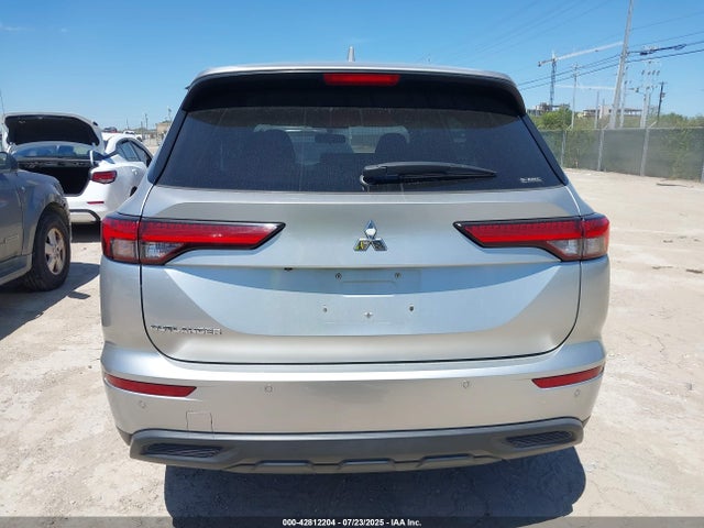 JA4J4TA88NZ075881 Mitsubishi Outlander