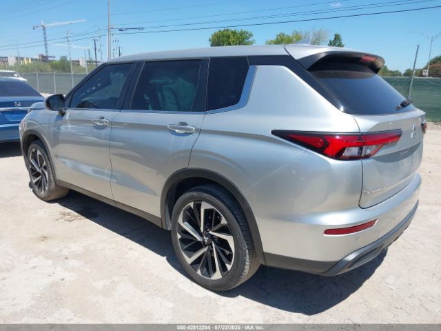 2022 MITSUBISHI OUTLANDER JA4J4TA88NZ075881 Photo 2