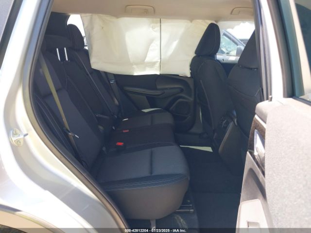 2022 MITSUBISHI OUTLANDER JA4J4TA88NZ075881 Photo 7