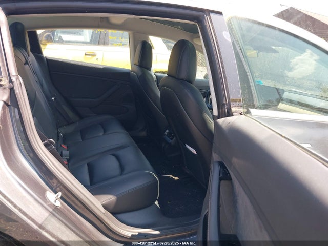 2018 TESLA MODEL 3 5YJ3E1EB4JF150677 Photo 7