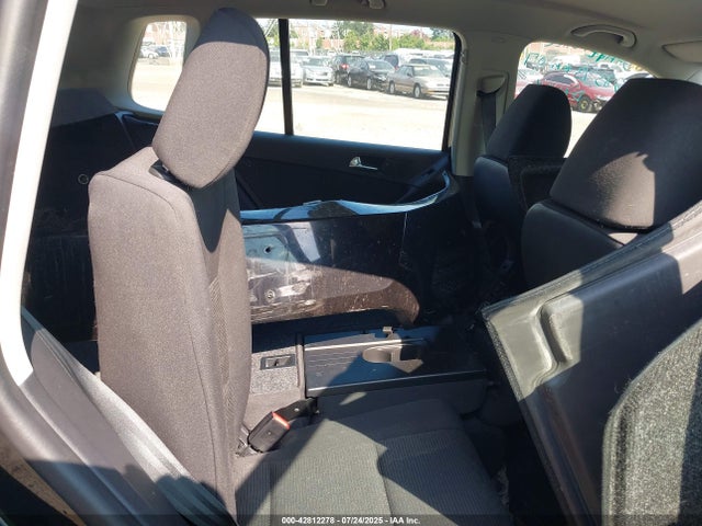 WVGBV7AX3JK002180 Volkswagen 2018